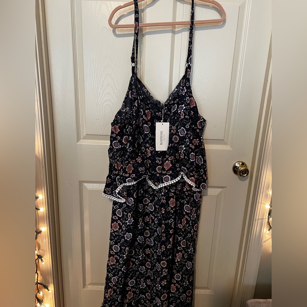 BloomChic brand new with tags Navy Floral Dress